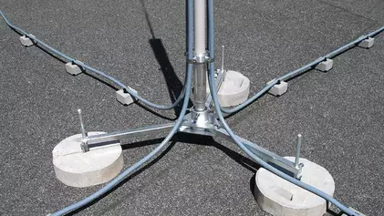 Stativ für Stützrohre ohne seitlichem Auslass