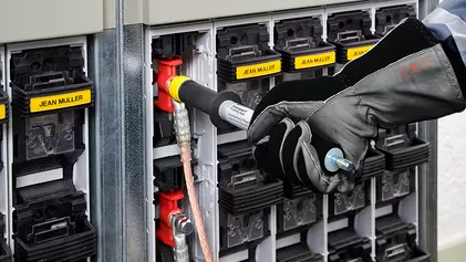 Erdungs- und Kurzschließvorrichtungen (teilisoliert) für NS-Kabelverteiler