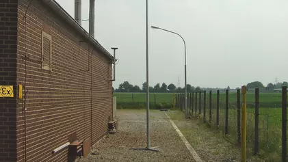 Tele-Blitzschutzmast mit Schraubfundament