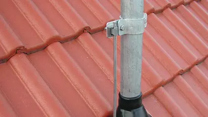 Dachständer-Rohrschellen