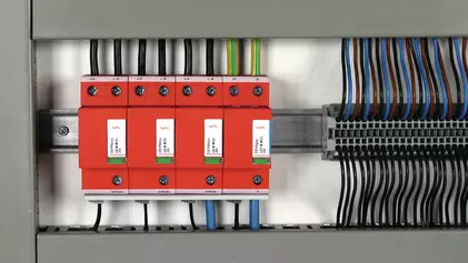 Koordinierter Blitzstrom–Ableiter – Typ 1