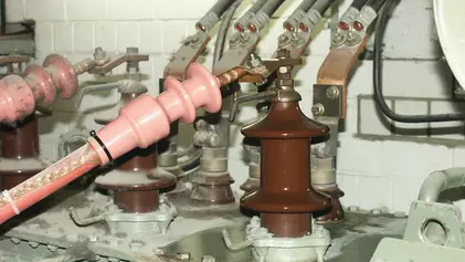 Arbeiten unter Spannung